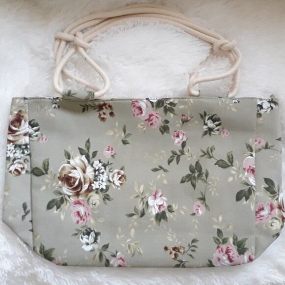 Farmhouse Is My Style ~ Canvas Oversized Purse / Tote / Bag ~ Golden Rose ~ NEW! - Picture 2 of 7